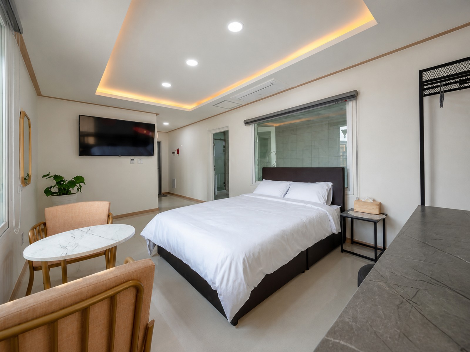 가평 남이섬 인근 신축 풀빌라 펜션 매매 — 4객실·실내수영장