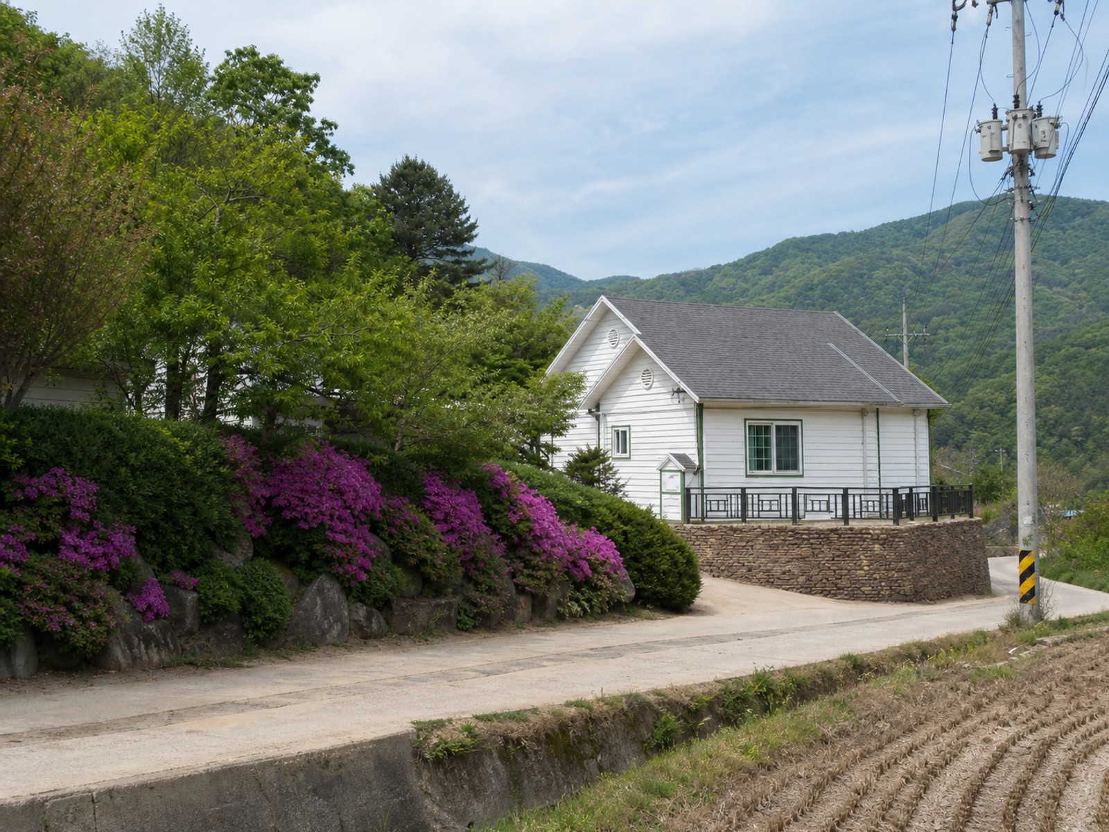 가평 청평호 인근 독채 3동 펜션 매매